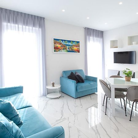 Tema Suites - Dimore Partenopee Naples Exterior photo